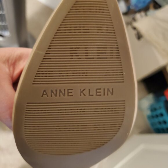 Ann Klein Pumps 075M Tan - Picture 5 of 5